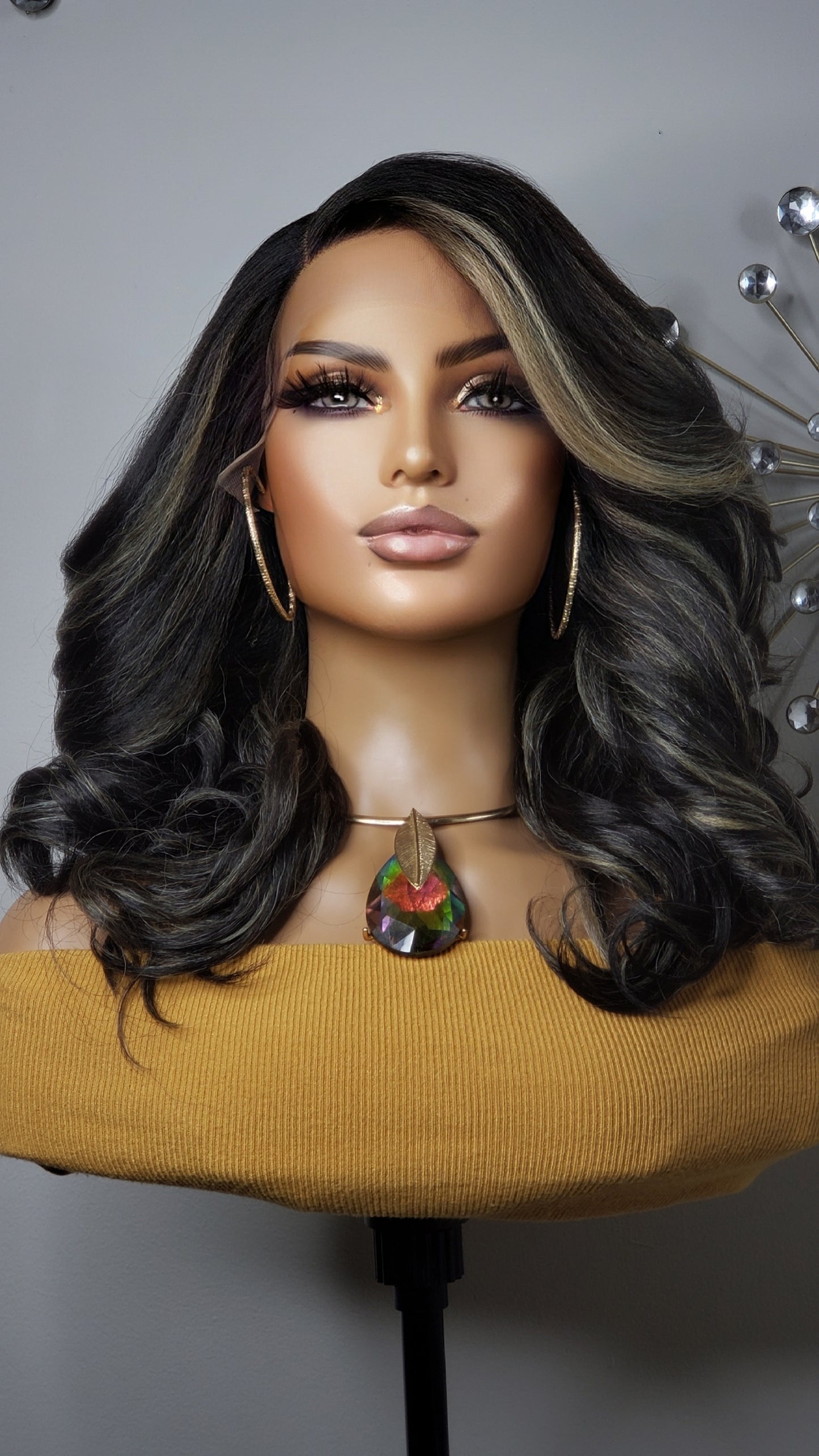 SP Lace Unit 2 CH Blonde