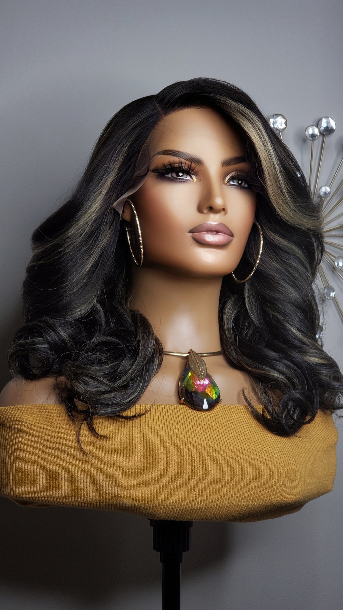 SP Lace Unit 2 CH Blonde