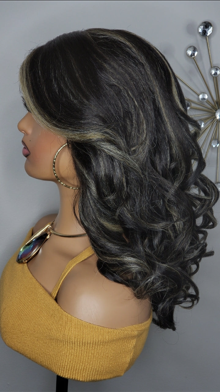 SP Lace Unit 2 CH Blonde